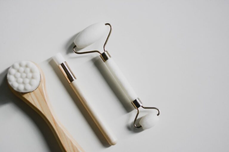 The Ultimate Guide to Choosing the Right Beauty Tools